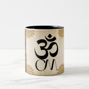 Om Symbol Mugg