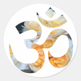 Om symbol runt klistermärke