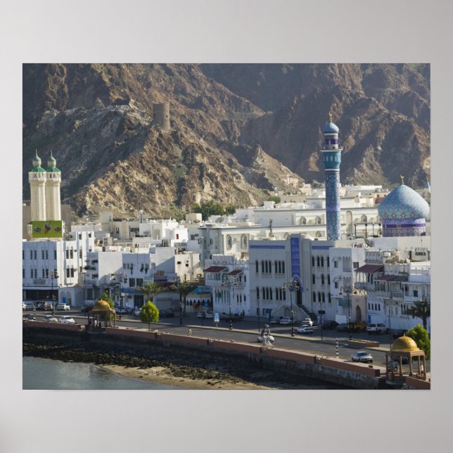Oman, Muscat, Mutrah.. Byggnad längs Mutrah Poster (Framsidan)
