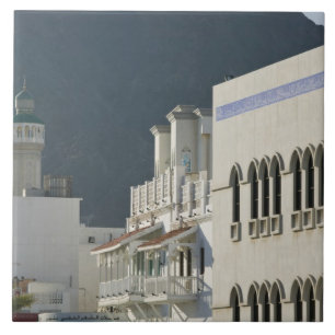 Oman, Muscat, Mutrah. Mutrah Corniche moské och Kakelplatta