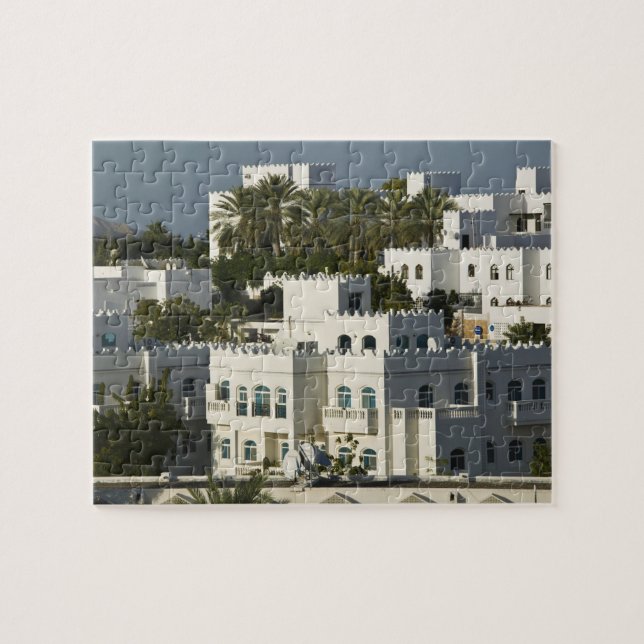 Oman, Muscat, Qurm. Byggnader i Qurm-området / Pussel (Horisontell)