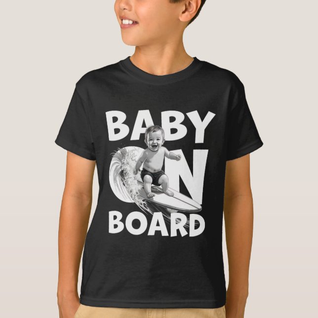 Ombord på surfbräda rolig surfar  t shirt (Framsida)
