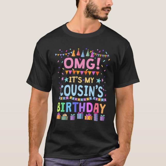 OMG Det är min kusin Birthday Crew T Shirt (Framsida)