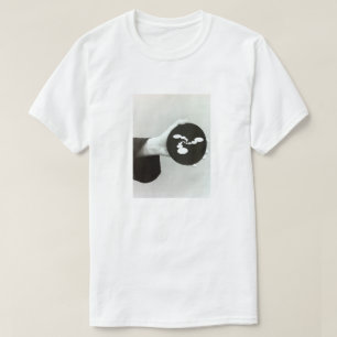 Omgivande abstraktioner räcker undertecknar t shirt