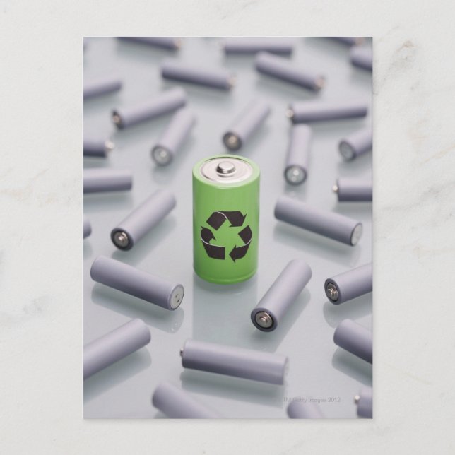 Omgiven av mindre grått-batterier. vykort (Framsida)