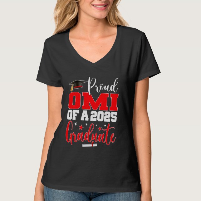 Omi Senior 2025 proud omi, av klass 2025 gradu T Shirt (Framsida)