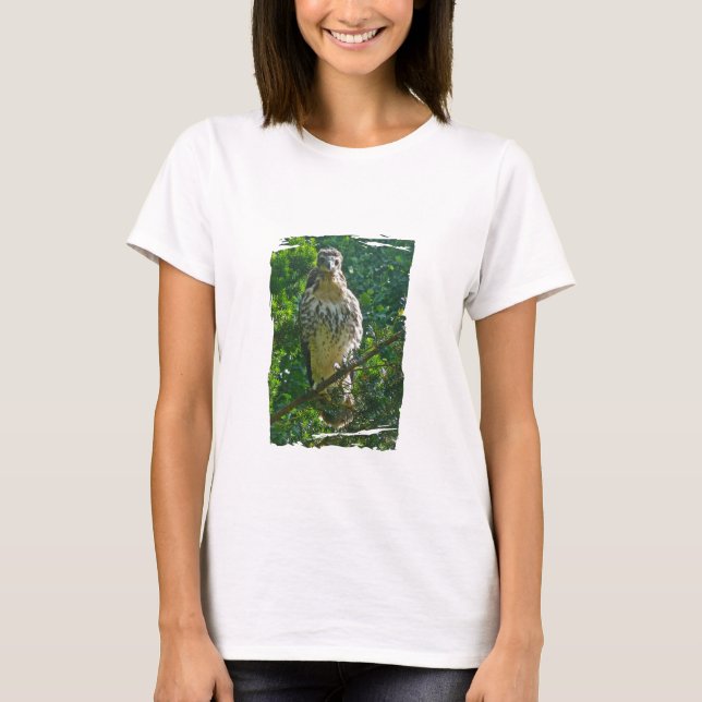 Omogna röda tailändska Hawk-koordinationsobjekt T Shirt (Framsida)