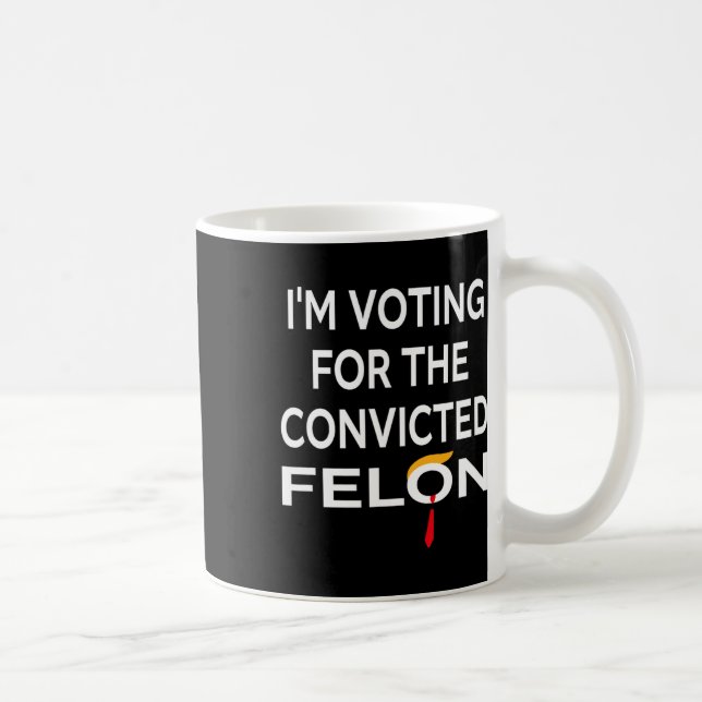 Omröstning om den dömda felon Donald Trump 2024 Kaffemugg (Höger)