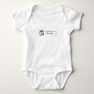 omstörtande tee shirt