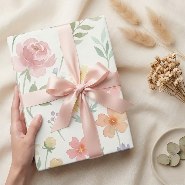 Ömtålig blomstermönster i akvarell – Mjuk Presentpapper (#watercolorfloral#floralpattern#botanicaldesign#seamlesspattern#floralbackground#pastelfloral)