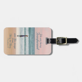 Omvandlad till sin bildbibel, flicka på Beach Bagagebricka