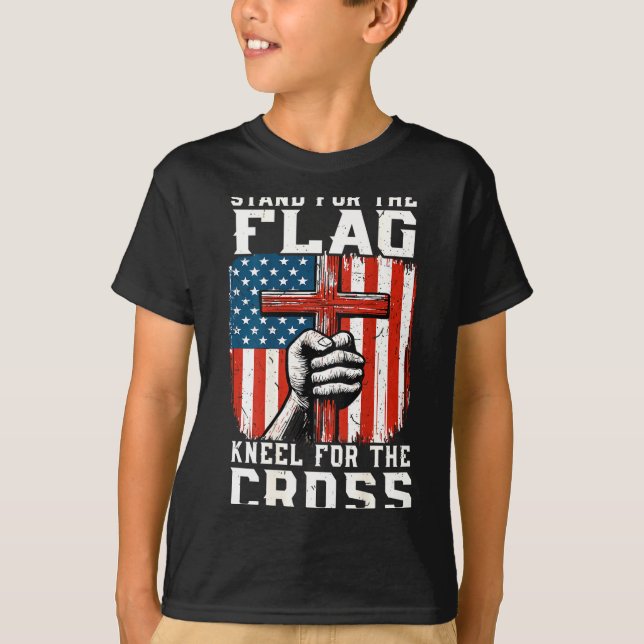 On-back Stand For Flag Kneel Cross Patriotic Chris T Shirt (Framsida)