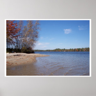 Ön Beachfront vid Sjö Poster