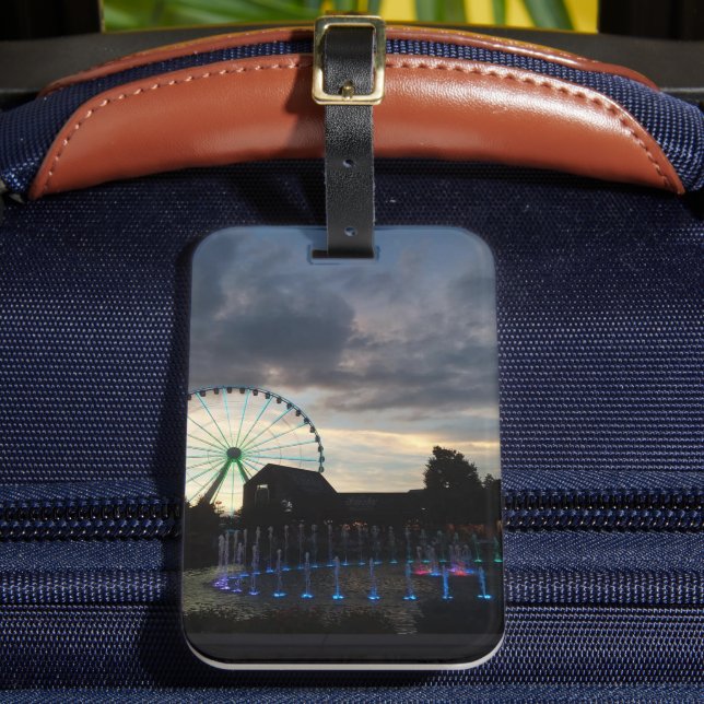 Ön i Pigeon Forge Bagagebricka (Framsida Insitu 2)