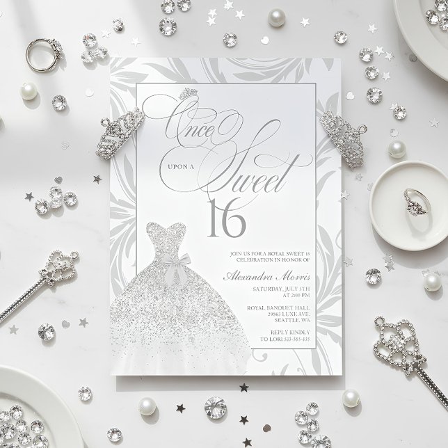 Once Upon a Sweet 16 Silver Princess Birthday Inbjudningar (Elegant Silver Princess Sweet 16 Birthday Invitation)