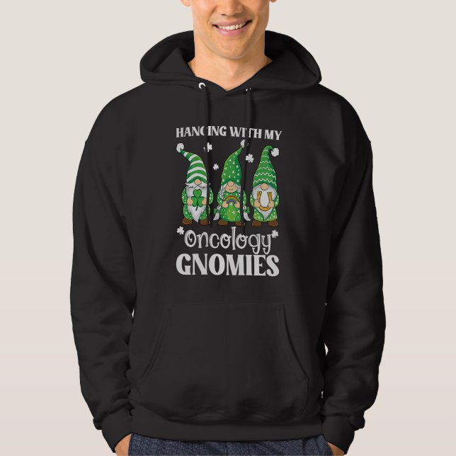 Oncology Nurse St Patricks Day Gnome For PICU Nurs Hoodie (Framsida)