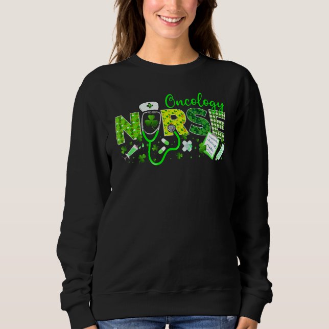 Oncology Nurse St patricks day Kärlek Stethoscope  T Shirt (Framsida)
