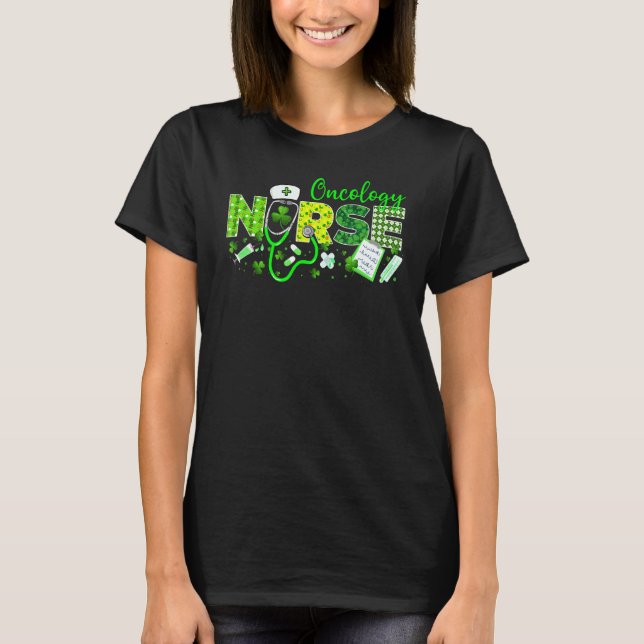 Oncology Nurse St patricks day Kärlek Stethoscope  T Shirt (Framsida)