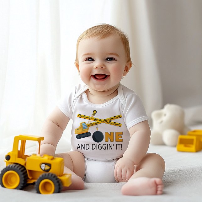 One and Diggin’ it Construction Birthday Baby Body T Shirt (Birthday Boy Bodysuit)