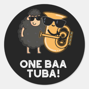 One Baa Tuba Funny Music Sheep Pun Mörk BG Runt Klistermärke