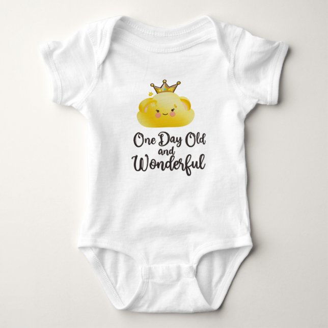 One Day Old & Wonderful! T Shirt (Framsida)