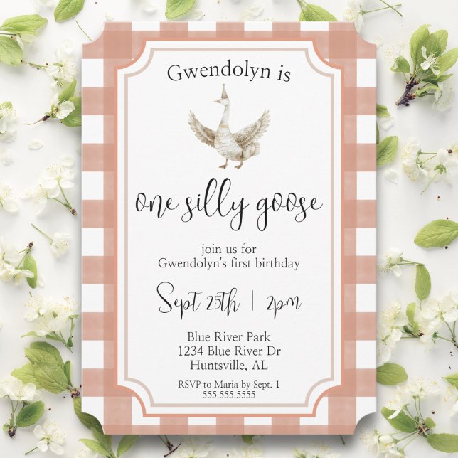"One Fånig Goose" Cute Rosa First Födelsedagsfest Inbjudningar ("one silly goose" pink watercolor gingham picnic first birthday party invitation cute girls 1st bday)