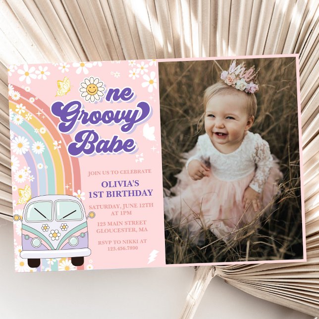 One Groovy Babe Retro Rainbow 1 Birthday Photo Inbjudningar (Skapare uppladdad)