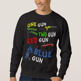 One Gun Two Gun Red Gun Blue Gun Lång Ärmad Tröja