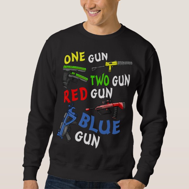 One Gun Two Gun Red Gun Blue Gun Lång Ärmad Tröja (Framsida)