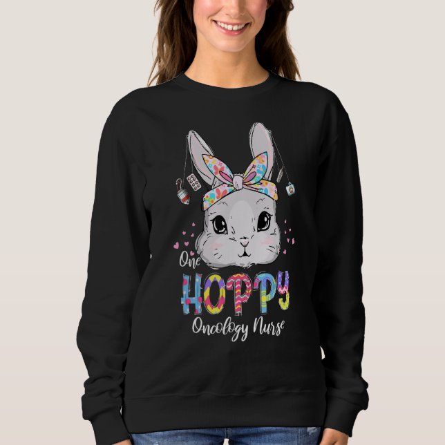 One Hoppy Oncology Nurse Bunny Påskäggs Kristus T Shirt (Framsida)