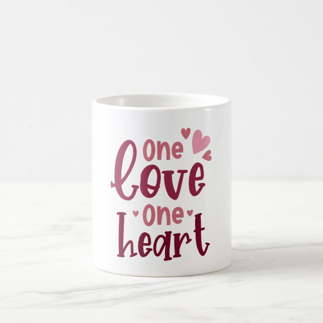 One Love One Heart Valentines Typography Kaffemugg (Center)