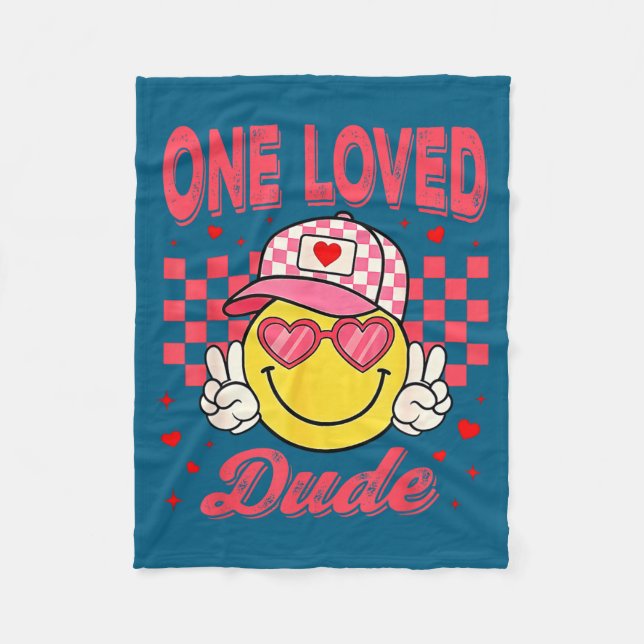 One Loved Dude Checkered Heart Valentines Day Boys Fleecefilt (Framsidan)
