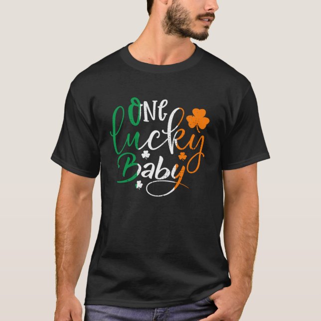 One Lucky Baby St Patricks Day Irish Flag Ireland  T Shirt (Framsida)