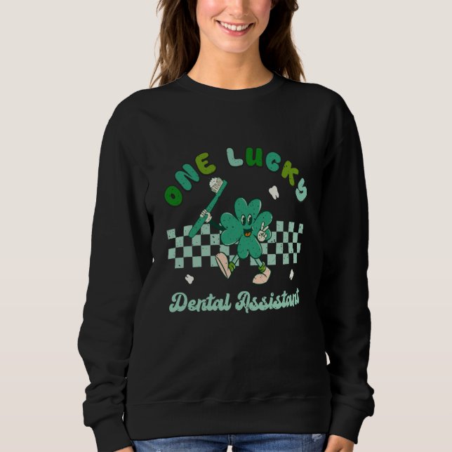 One Lucky Dental Assistant Retro St Patricku2019s  T Shirt (Framsida)