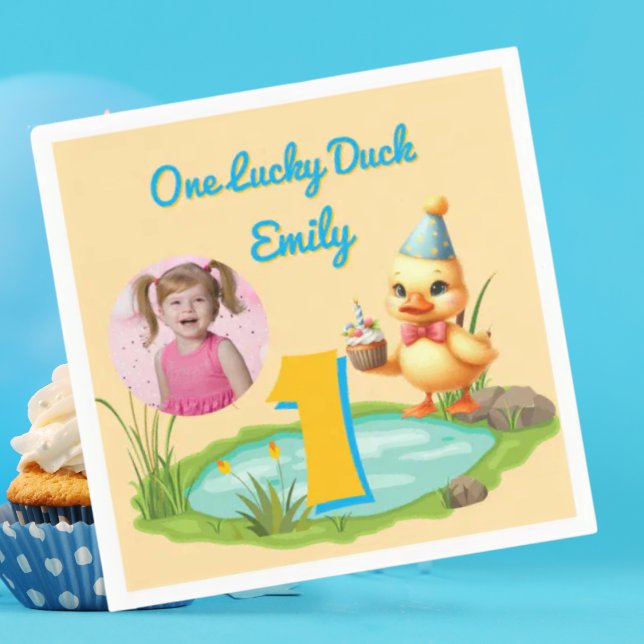 One Lucky Duck Kids 1st Birthday Photo Pappersservett (Skapare uppladdad)