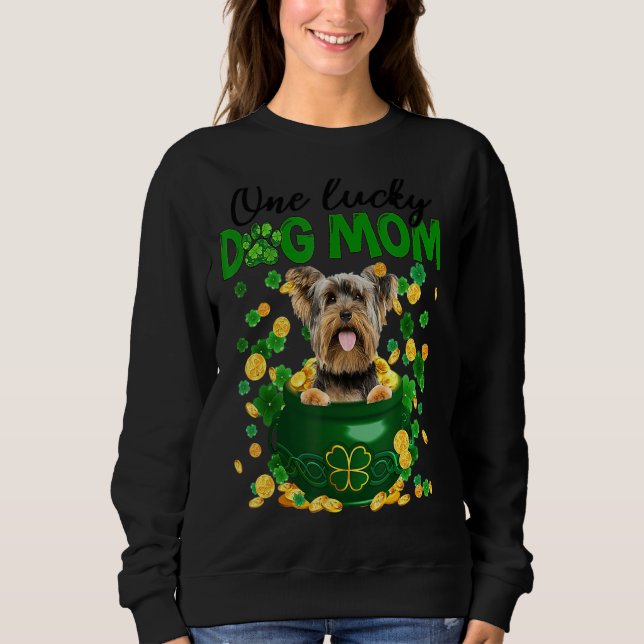 One Lucky Hund Mamma Funny Yorkshire Terrier Mamma T Shirt (Framsida)