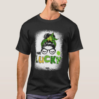 One Lucky Mamma Messy Bun Leopard St patrick's day T Shirt