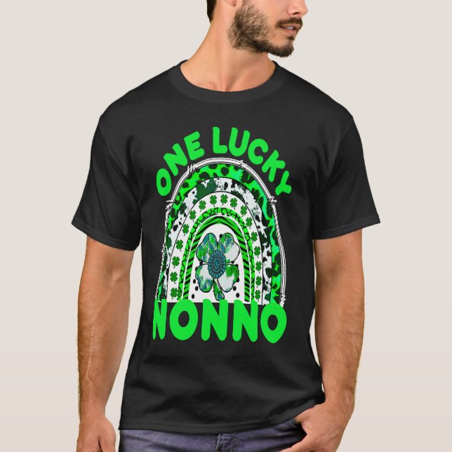 One Lucky Nonno Good Luck Green Rainbow Shamrock L T Shirt (Framsida)