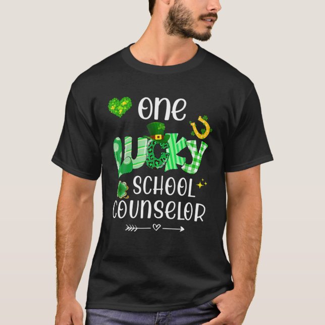 One Lucky School Counselor Shamrock Teacher St Pat T Shirt (Framsida)