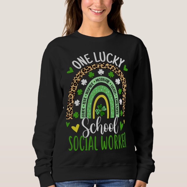 One Lucky School Social Worker Rainbow St Patricks T Shirt (Framsida)
