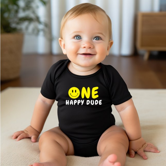 One Lycklig, 1:a födelsedag Gult Smiley T Shirt (Skapare uppladdad)