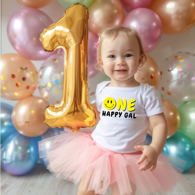 One Lycklig Gal 1:a födelsedag Gult Smiley T Shirt (Skapare uppladdad)