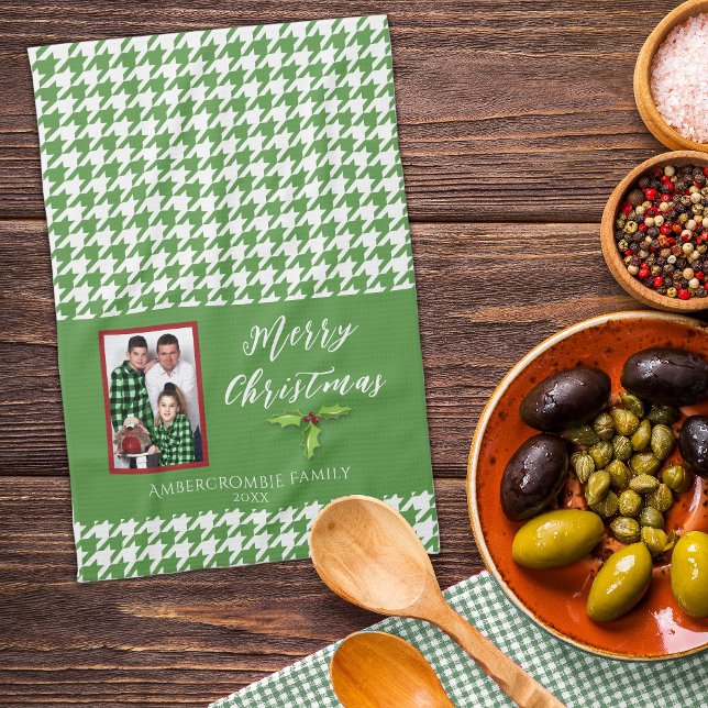 One Photo Helgdag Grönt and White Houndstooth Kökshandduk (Wonderful Christmas kitchen towel to display during the holidays or to give as gifts.)
