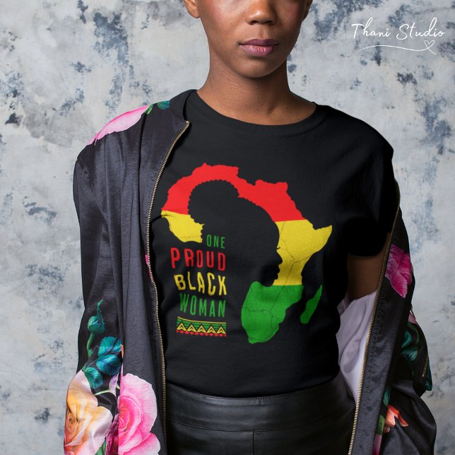 One Proud Black Woman Black History Month Flagga T Shirt (Skapare uppladdad)