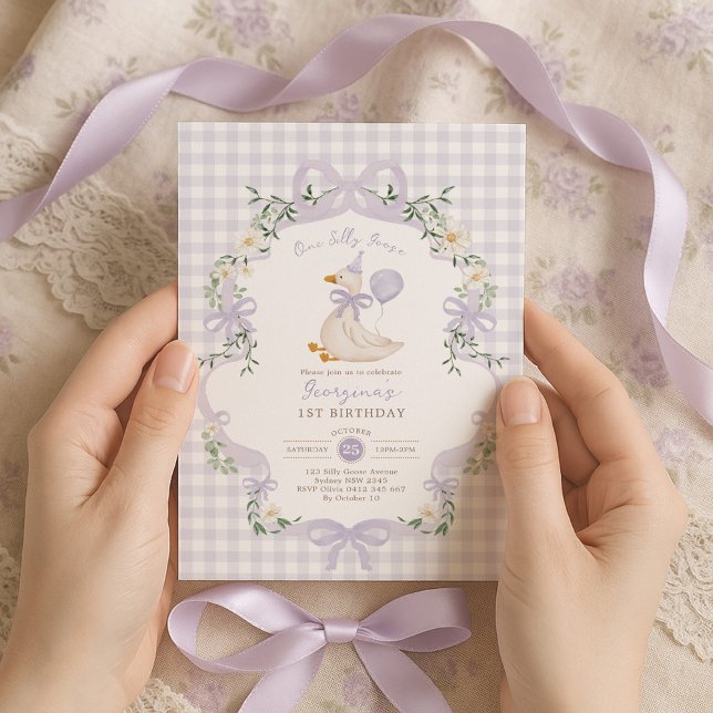 One Silly Goose Lilac Purple Bow 1st Birthday Inbjudningar (Skapare uppladdad)