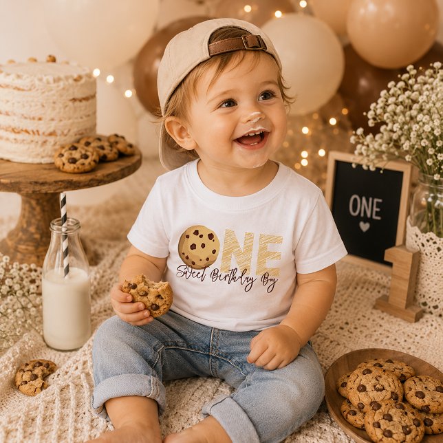 "One Sweet" Första Födelsedags Pojke T-Shirt | Mjö (One Sweet Birthday Boy Tee)