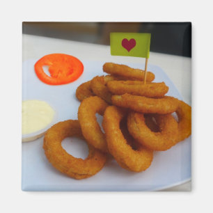 Onion Ringar med Mayonnaise och Tomato Magnet