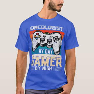 Onkolog per dag-spelare genom nattspel i fläkt t shirt