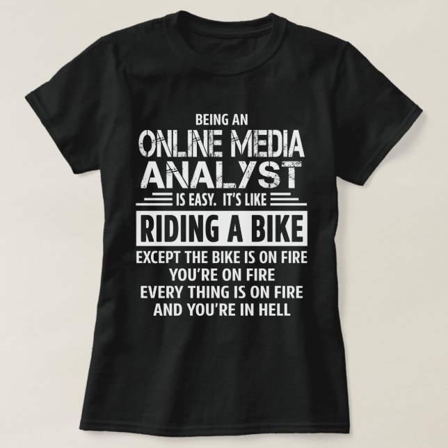 Online Media Analyst T Shirt (Design framsida)