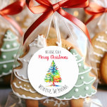Önskar en God jul Personlig Runt Klistermärke<br><div class="desc">Söt vattenfärgsbrickor för regnbåge i Julgran personlig helgdag. Önskar en God jul/</div>